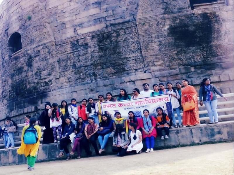 Vasant Kanya Mahavidyalaya Varanasi Educational Tour photo 4